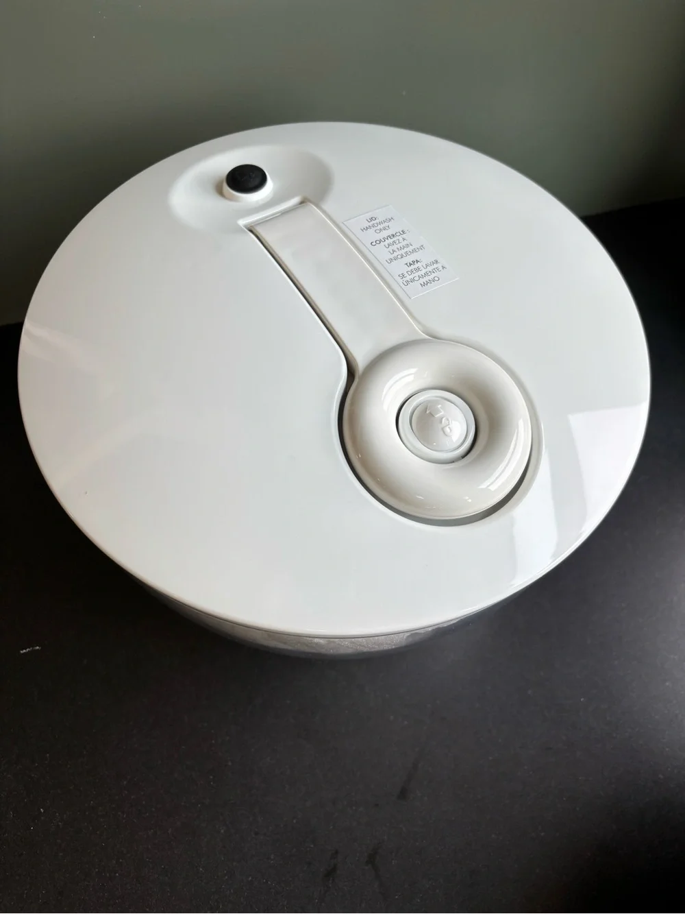 New Pampered Chef 1785 Salad and Berry Spinner, 7 Quart, Healthy Food Prep Tool